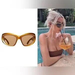 Balenciaga | Accessories | Balenciaga D Frame Wrap  display picture 3